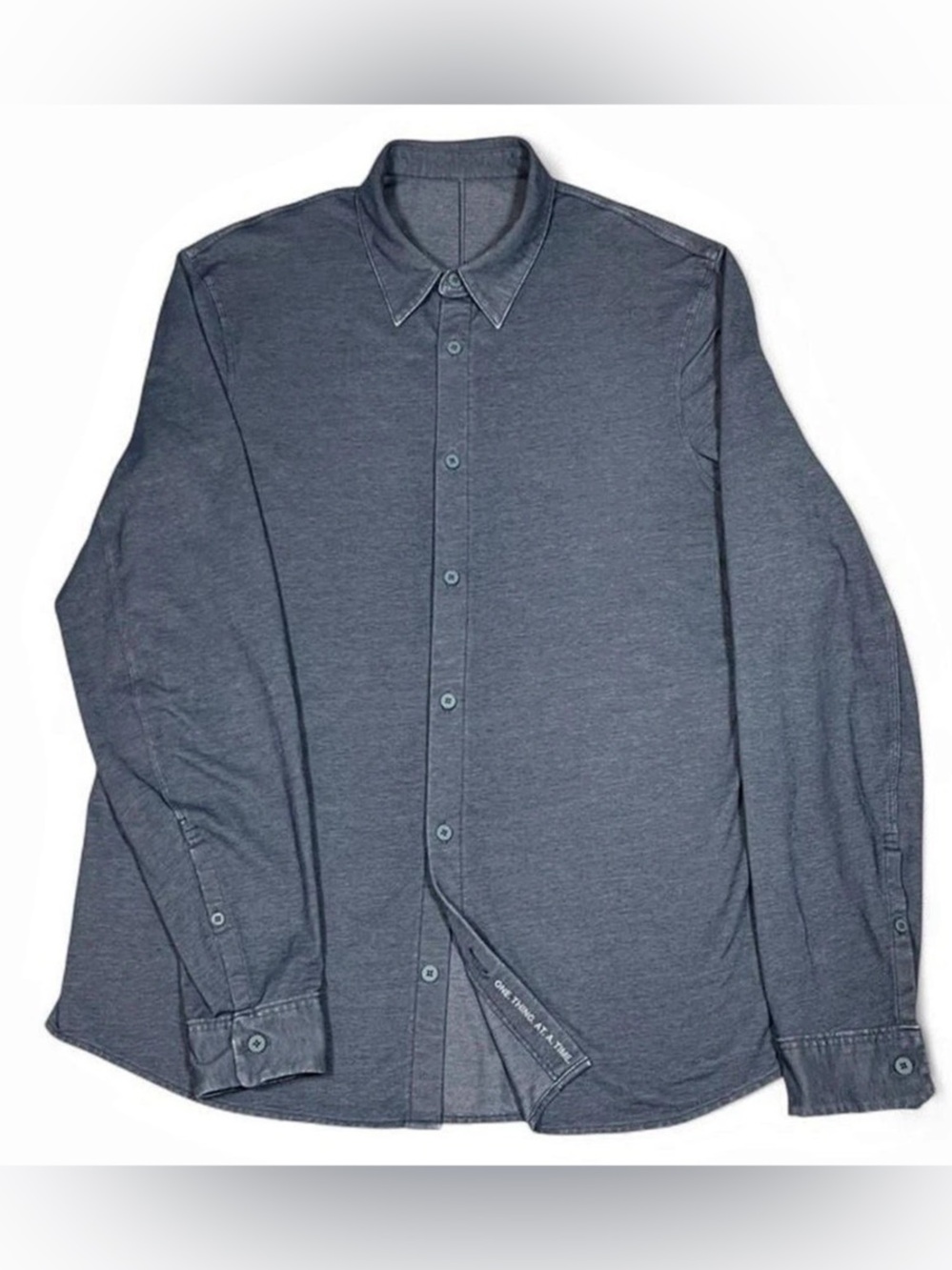Lululemon Commission Blue Button-up Long Sleeve Shirt Men’s Size M Preppy Office